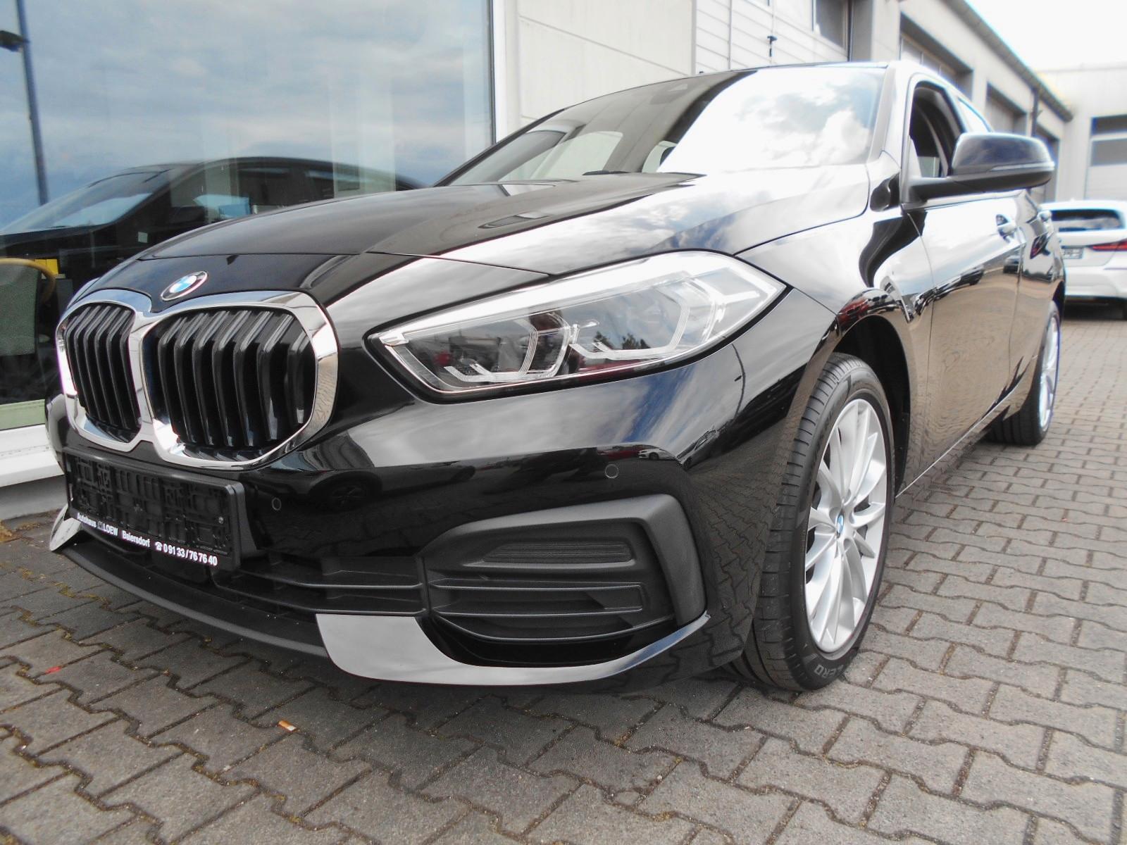BMW 118iA 44`KM -NAVI-LED-SITZHEIZUNG-PDC-CARPLAY-