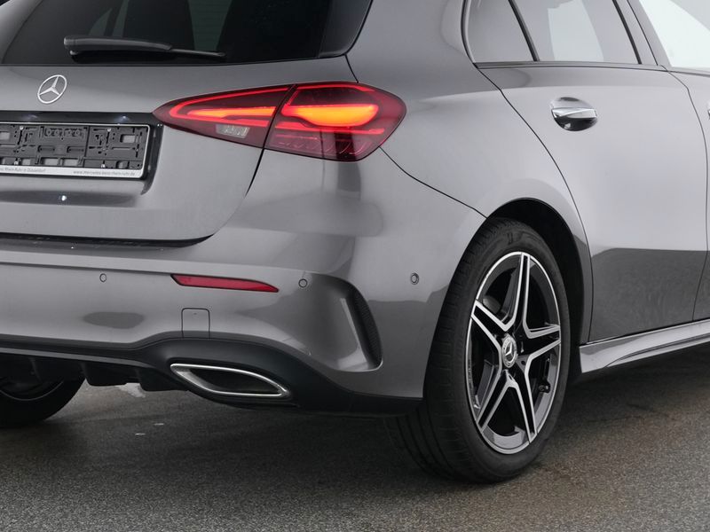 Mercedes-Benz A 200 d AMG-Sport LED Cam Night Keyl Ambiente 18 foto 5
