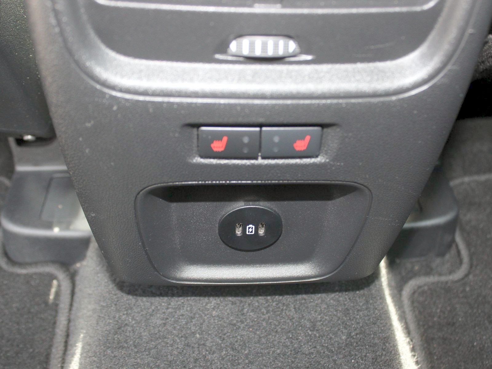 Fahrzeugabbildung Ford Kuga Hybrid Titanium 2,5 Duratec