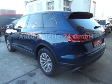 Volkswagen Touareg - 6