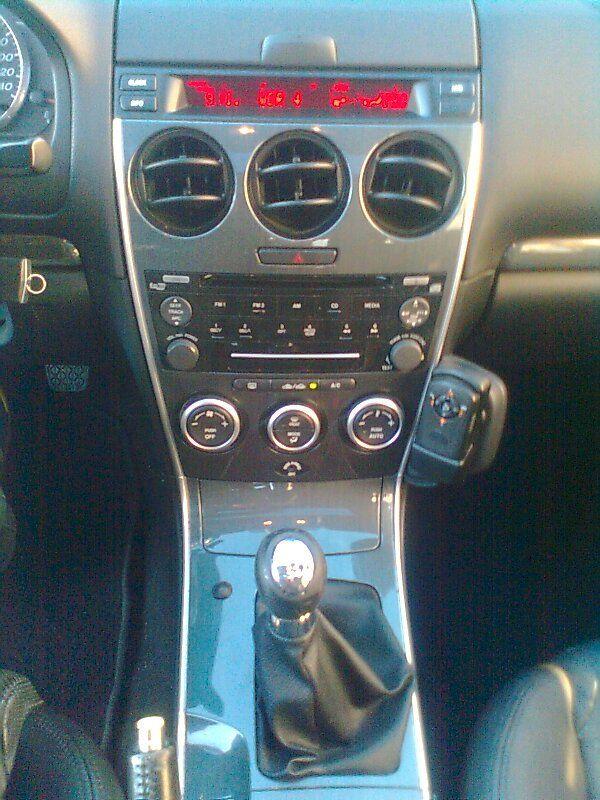 Mazda 2 2006 — photo 15