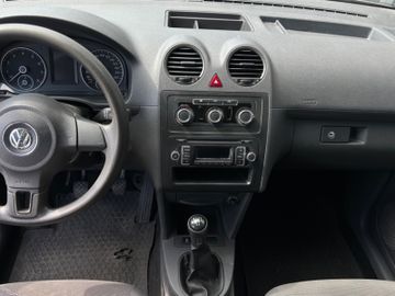 Volkswagen Caddy - 10