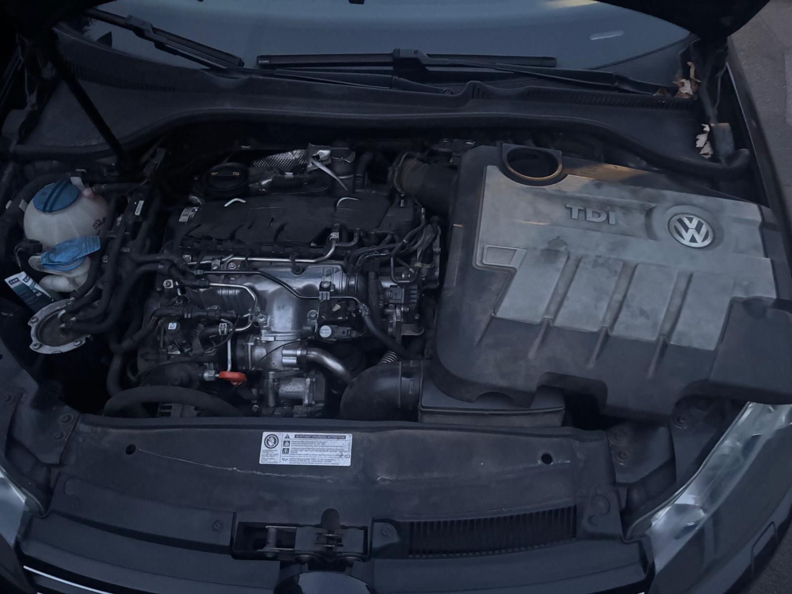 Volkswagen Golf 2010 — photo 9