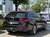 BMW 520 e Touring Aut. /Live Cockpit / AHK / 360°K - BMW 5er Reihe: E36