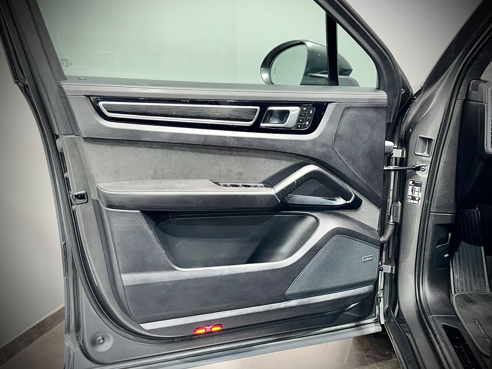 Porsche Cayenne*GTS*05.2027 APPROVED*Matrix-LED*Navi* foto 12