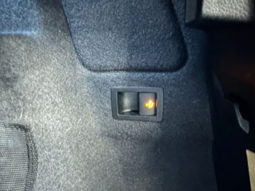 Skoda Karoq Ambition *1.Hand*AHK*PDC*NAVI*