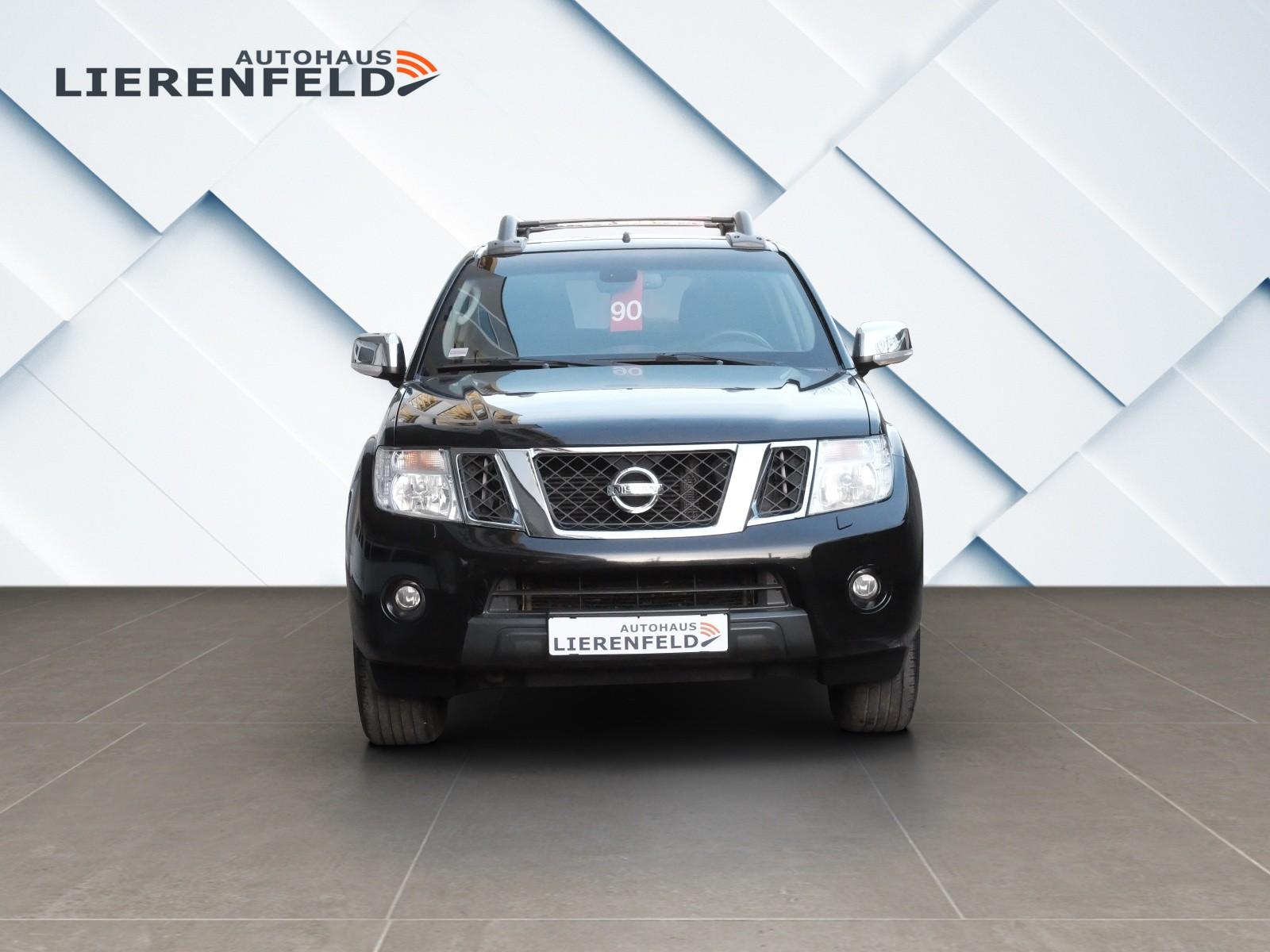 Nissan Navara Double Cab LE 2.5 dCi 190 ch BVM 4x4 / 1ère main / Blocage différentiel / Sièges chauffants / Attelage