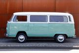 Volkswagen T2 - Volkswagen Oldtimer mit Benzin-Antrieb