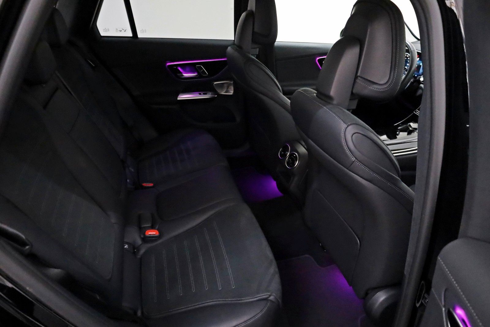 Fahrzeugabbildung Mercedes-Benz GLC 300 e 4M, AMG line, SH,Navi,Kamera,ACC, +WR
