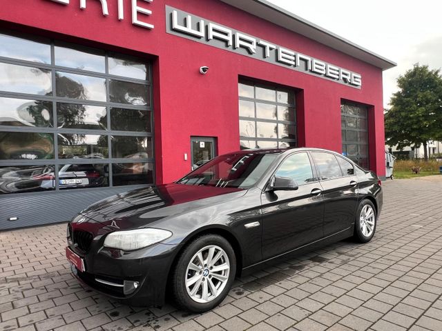 BMW 520d Lim.//NAVI//BI-XENON//AMBIENTE//TÜV-NEU//