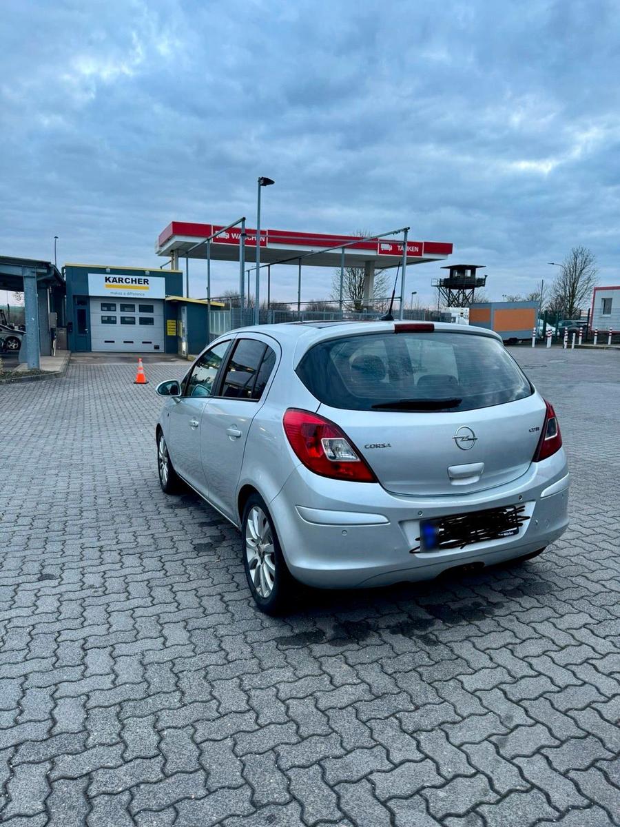 Opel Corsa 2008 — photo 7