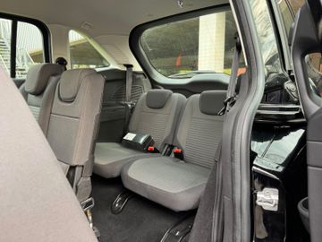 Ford Grand C-Max - 7