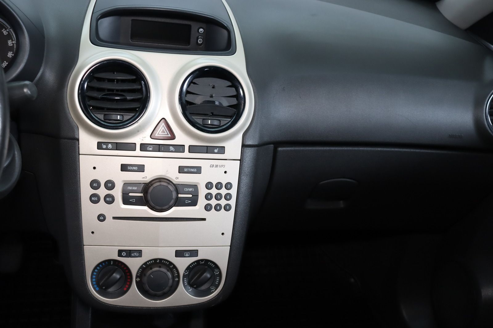 Fahrzeugabbildung Opel Corsa D 1.2i * Klima * LRHZ * SHZ *