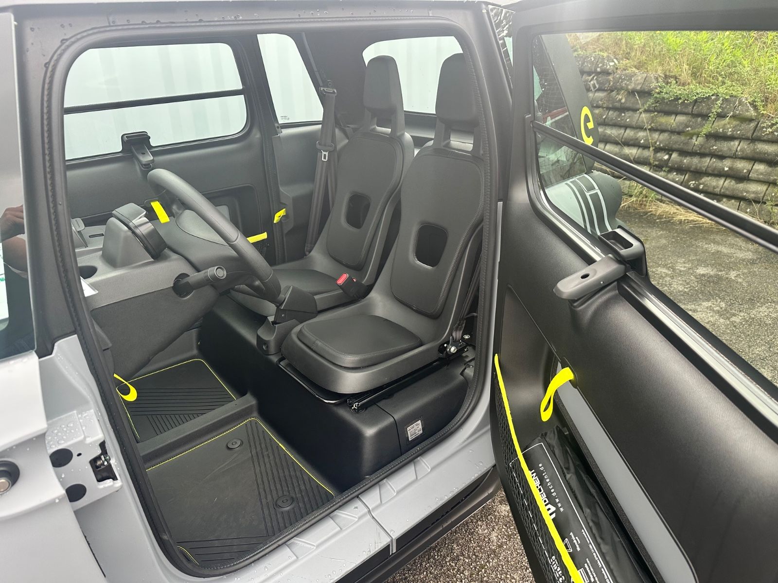 Fahrzeugabbildung Opel Rocks-e Tekno