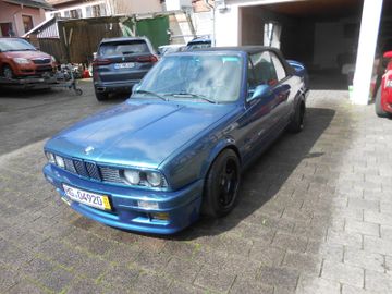 BMW 318 - 1