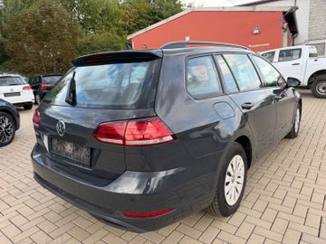 Volkswagen Golf - 4