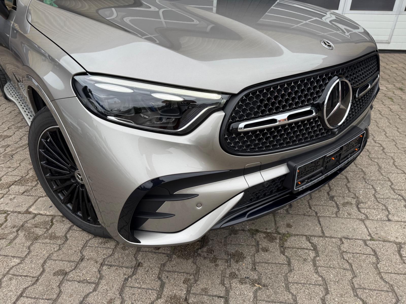 Mercedes-Benz GLC 300 de 4M/AMG/Air/HUD/Pano/Burm/360°/HAL