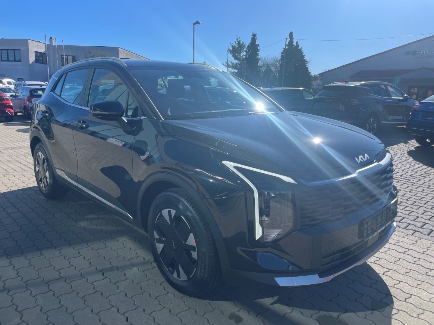 Fahrzeugabbildung Kia Sportage Vision Kamera SHZ vo/hi LED Navi DAB
