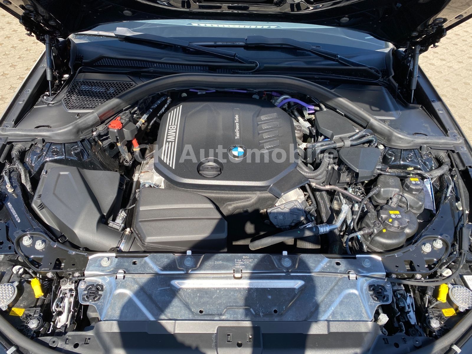 Fahrzeugabbildung BMW 320d xDrive Touring Sport-Line/Laser/Pano/Kamera