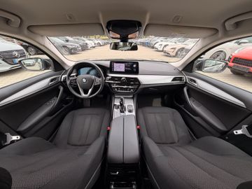 BMW 520 - 12