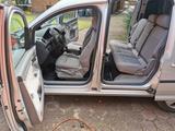 Volkswagen Caddy Life 1.4 5-Sitzer - TÜV 04/27-Familienauto - : Van, Familienauto