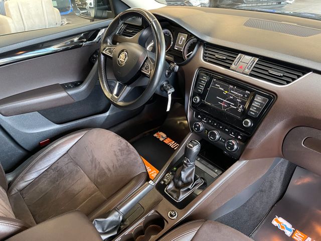 Skoda Octavia Combi L&K 4x4 *BI-XENON*NAVI*PDC*SZHZ*