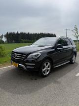 Mercedes-Benz ML350 - Mercedes 350 SUV