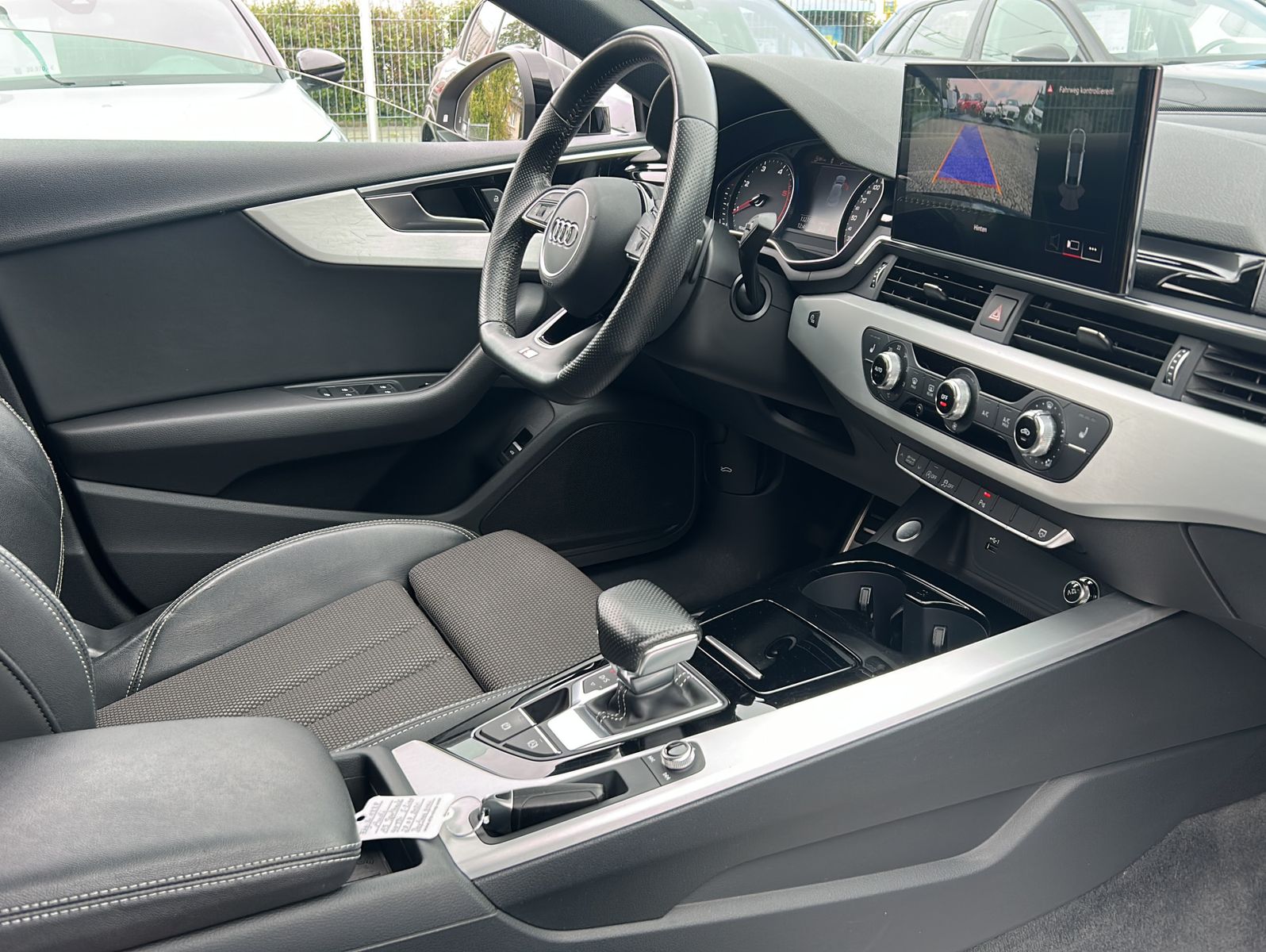 Fahrzeugabbildung Audi A5 40 TDI S-Line