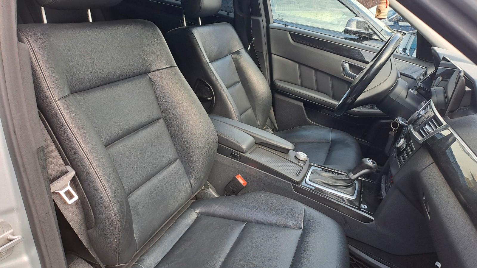 Mercedes-Benz MERCEDES-BENZ 220 CDI BlueEFFICIENCY AVANTGARDE