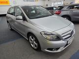 Mercedes-Benz B 180 BlueEFF. Sportpaket,AHK,Shz,Bluetooth,17" - Mercedes-Benz B 180: Bluetooth