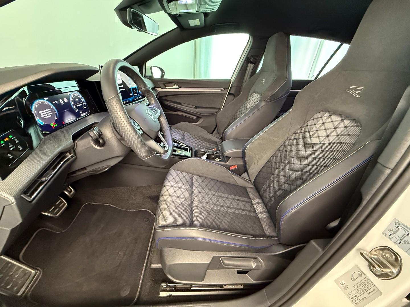 Volkswagen Golf VIII 1.5 eTSI R-Line ACC KAMERA, миниатюра 11