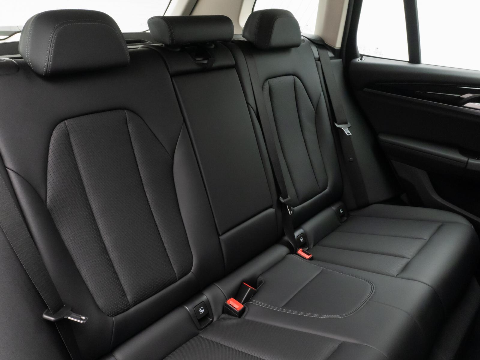 BMW X3 xD20d Kamera DAB Leder AHK LED Sport 18Zoll, миниатюра 28