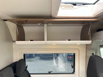 Westfalia Columbus 640 E 140PS 8G Premium Zusatzbett LED