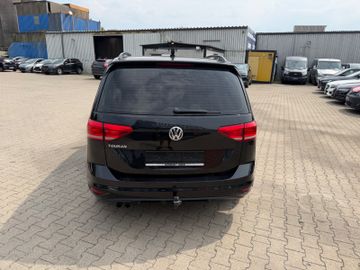 Volkswagen Touran - 6