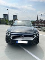 Volkswagen Touareg 3.0TDI 4MOTION, AHK, Kamera, LED