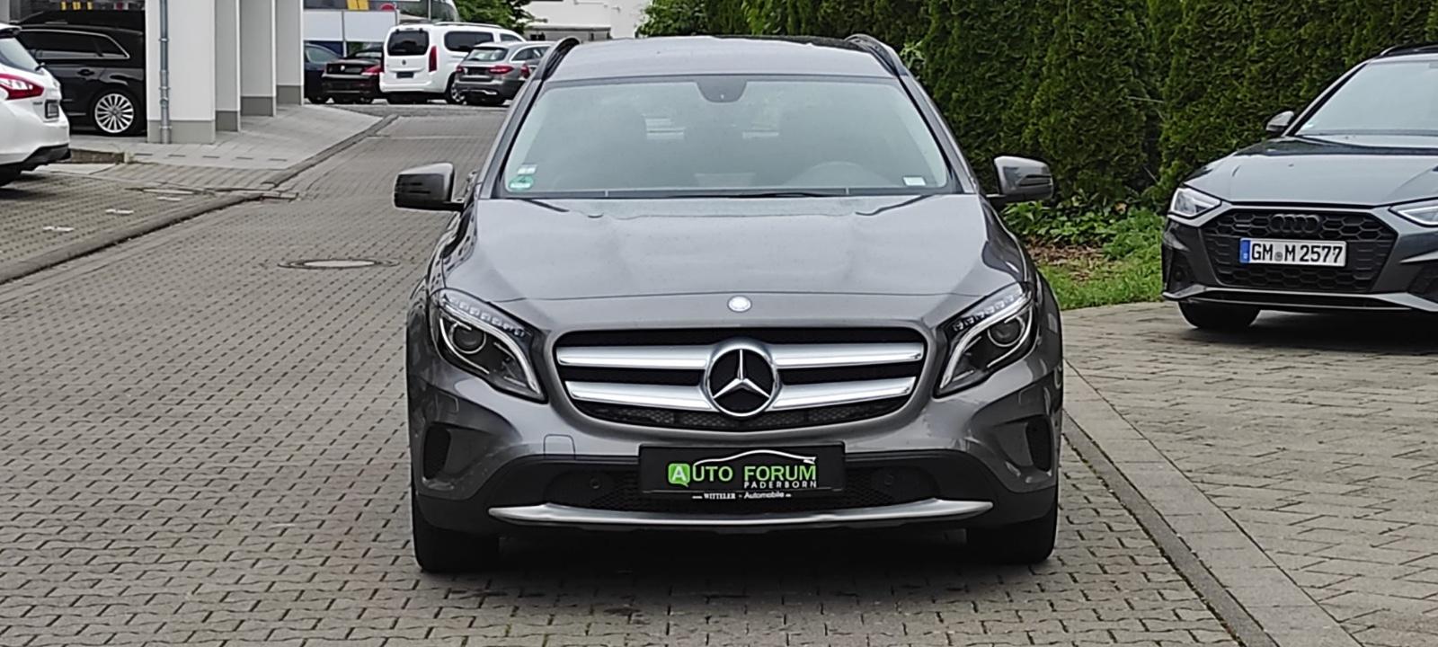 Mercedes-Benz GLA 220 CDI/d 4Matic/RückfKam*Navi*BiXe*1Hand