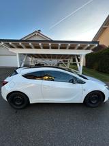 Opel Astra - J 1.4i 16 V Turbo GTC - Opel Astra: Weiß, J