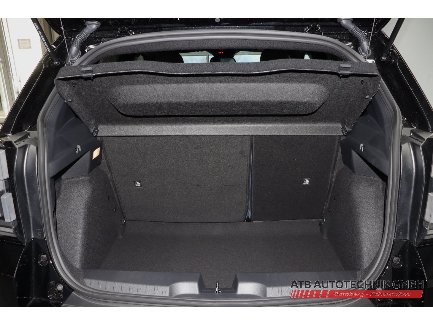 Fahrzeugabbildung Fiat Grande Panda Elektro 44kWh Batterie La Prima Win