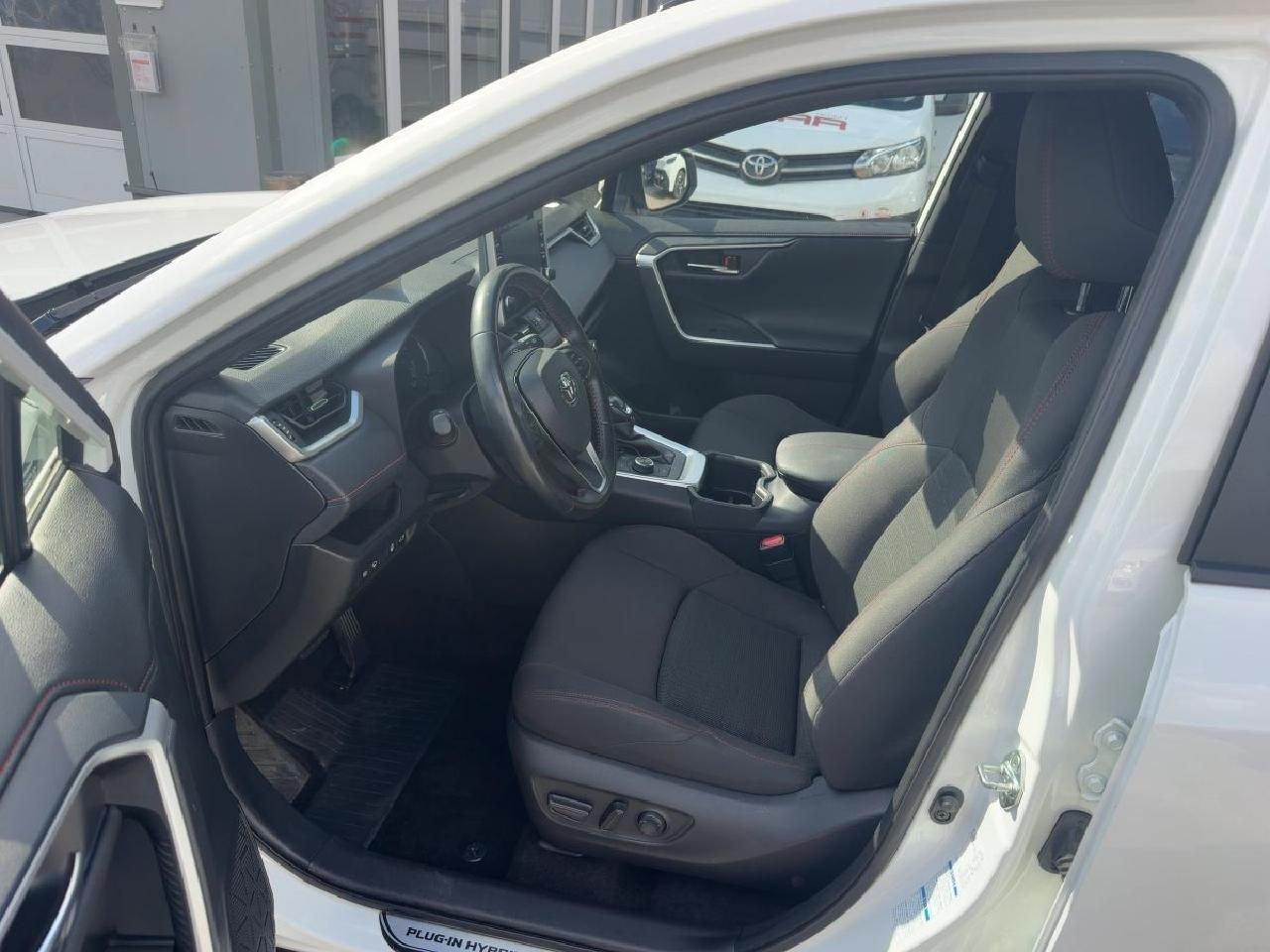 Fahrzeugabbildung Toyota RAV4 2,5 Plug-in Hybrid 4x4*