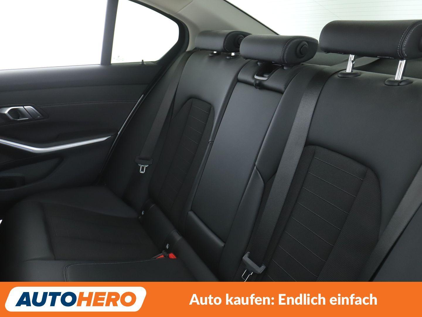 BMW 320i Sport Line Aut.*NAVI*LED*TEMPO*PDC*CAM*