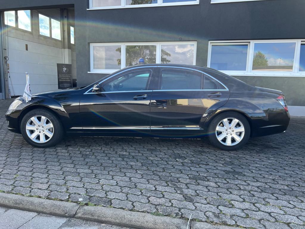 Mercedes-Benz S 600