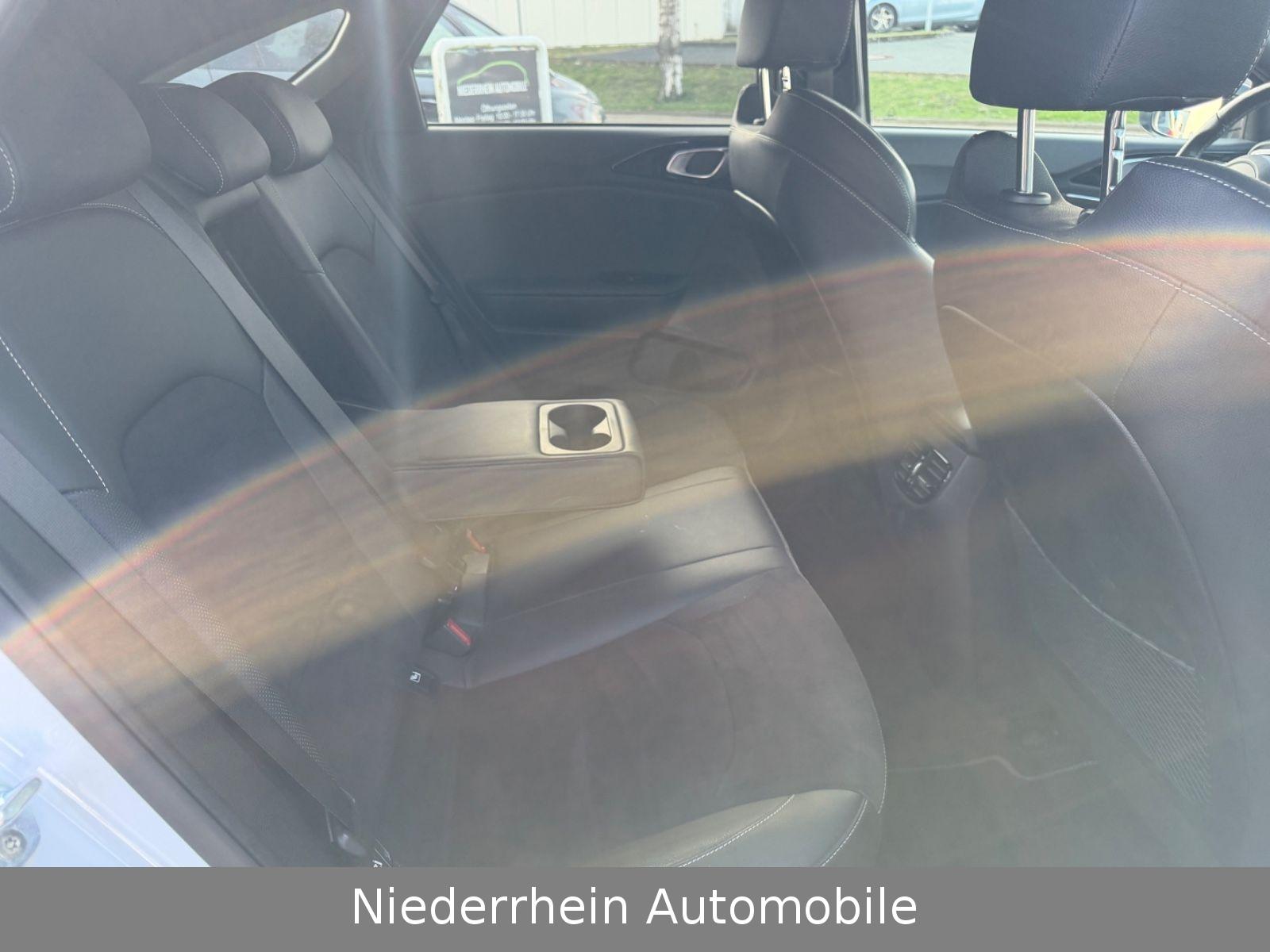 Kia pro cee'd / ProCeed