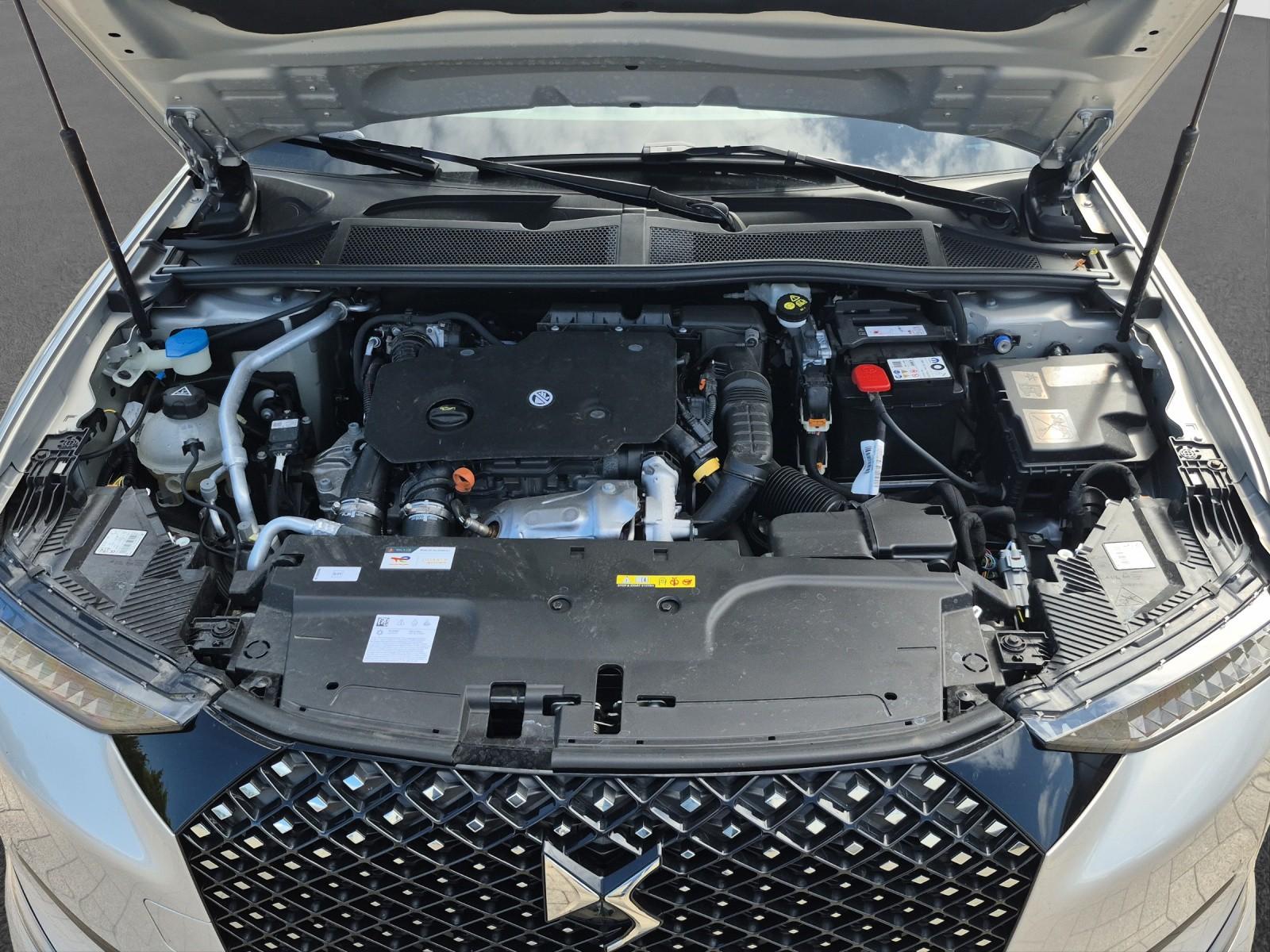 DS Automobiles DS 4 Pallas 130HDI 130BlueHDI + DAB + LED+