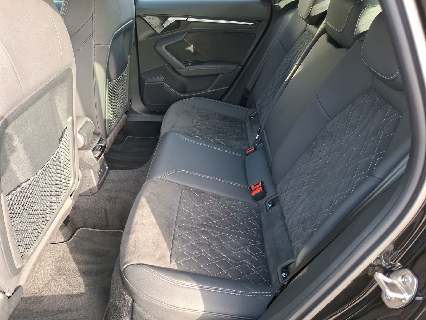 A3 Sportback 40 TFSI e S line *Navi*Kamera*