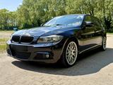 BMW 335i xDrive Touring LCI M Paket - BMW 335 in Duisburg