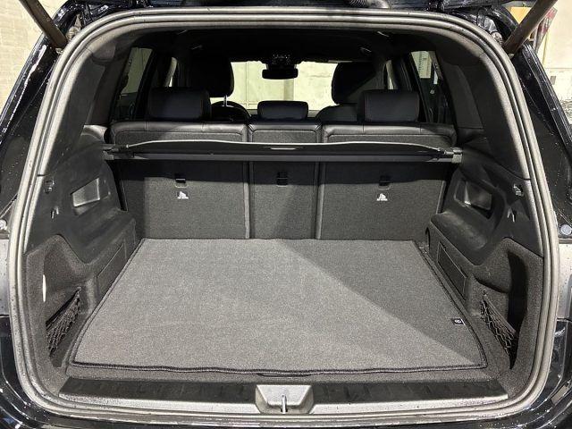 Mercedes-Benz GLB 180