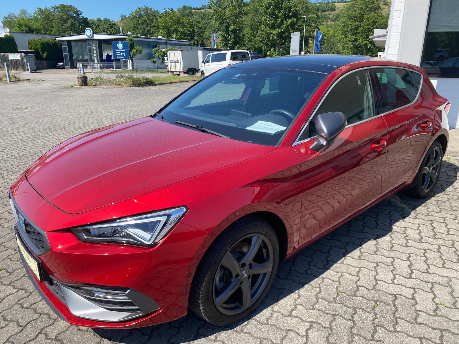 Seat Leon 1.4 TSI FR e-Hybrid ACC DCC LED 8fach berei