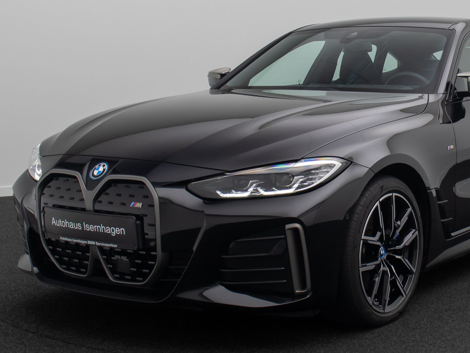 Fahrzeugabbildung BMW i4 M50 HUD HiFi Kamera DAB M Sportbremse 19Zoll