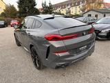 BMW X6 M50i / SKY-LOUNGE / CARBON EX-IN / H&K / NAPP - BMW X6 M50 Gebrauchtwagen
