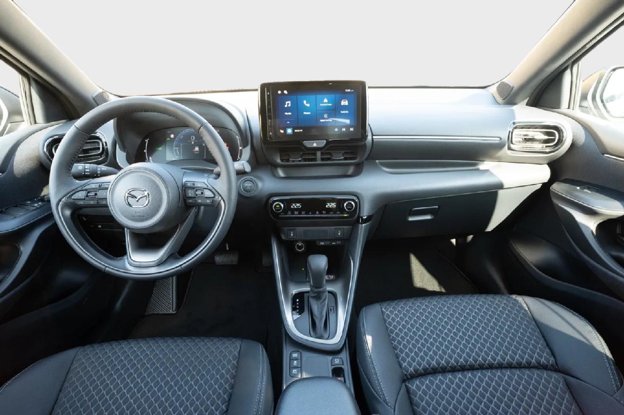 Mazda Homura Kamera/LED/SHZ